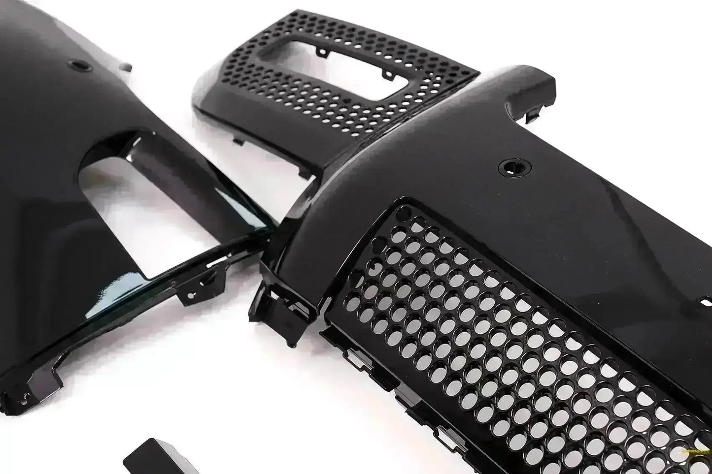 Bodykit für Land Rover Defender SUV L663 2019+ Schwarz Stoßstange Spoiler Kühlergrill Radhäuser Rücklichter CarPartsTuning