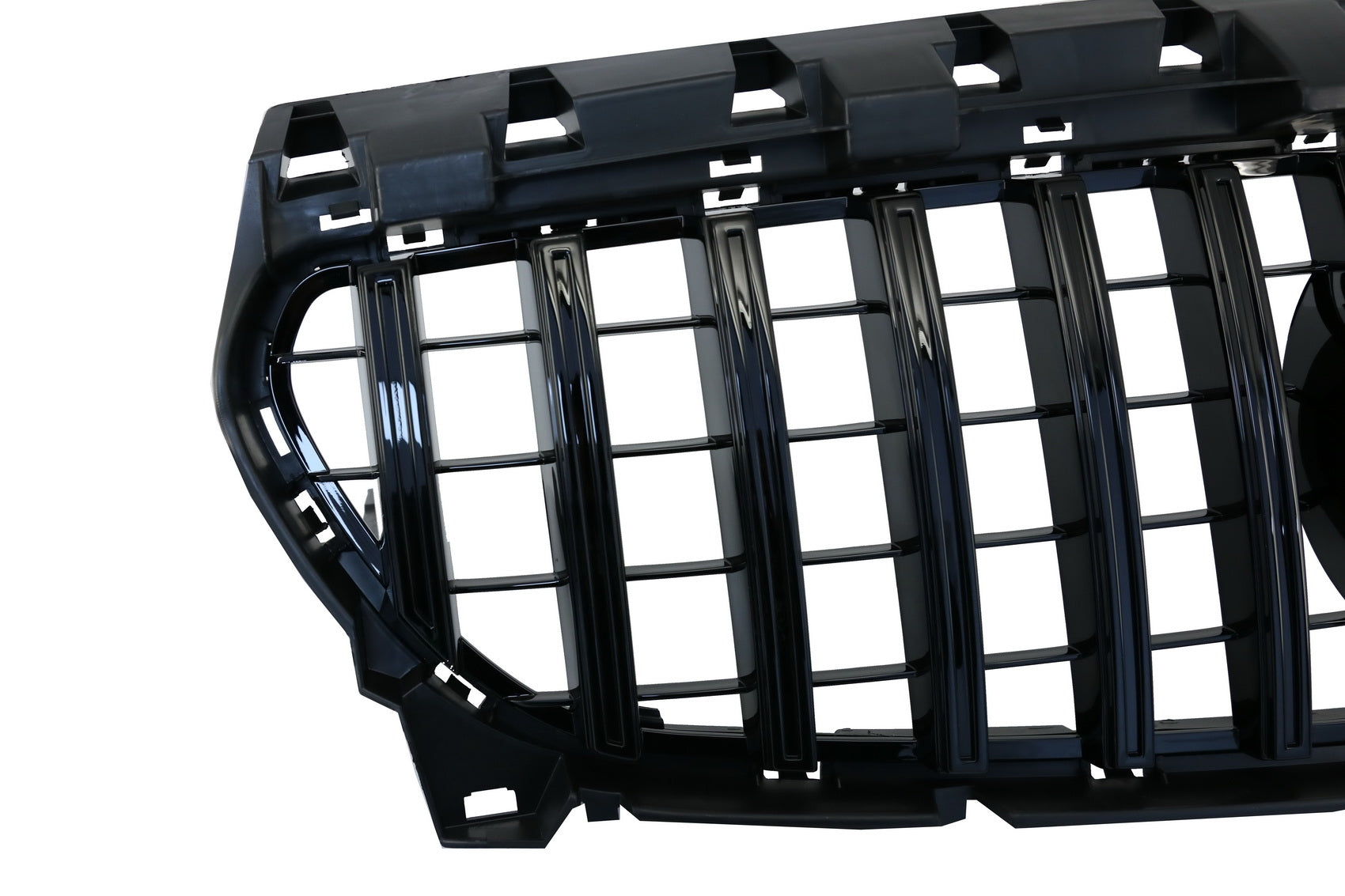 Kühlergrill für Mercedes CLA C117 X117 W117 Facelift 16-18 GT-R Panamericana Look CarPartsTuning