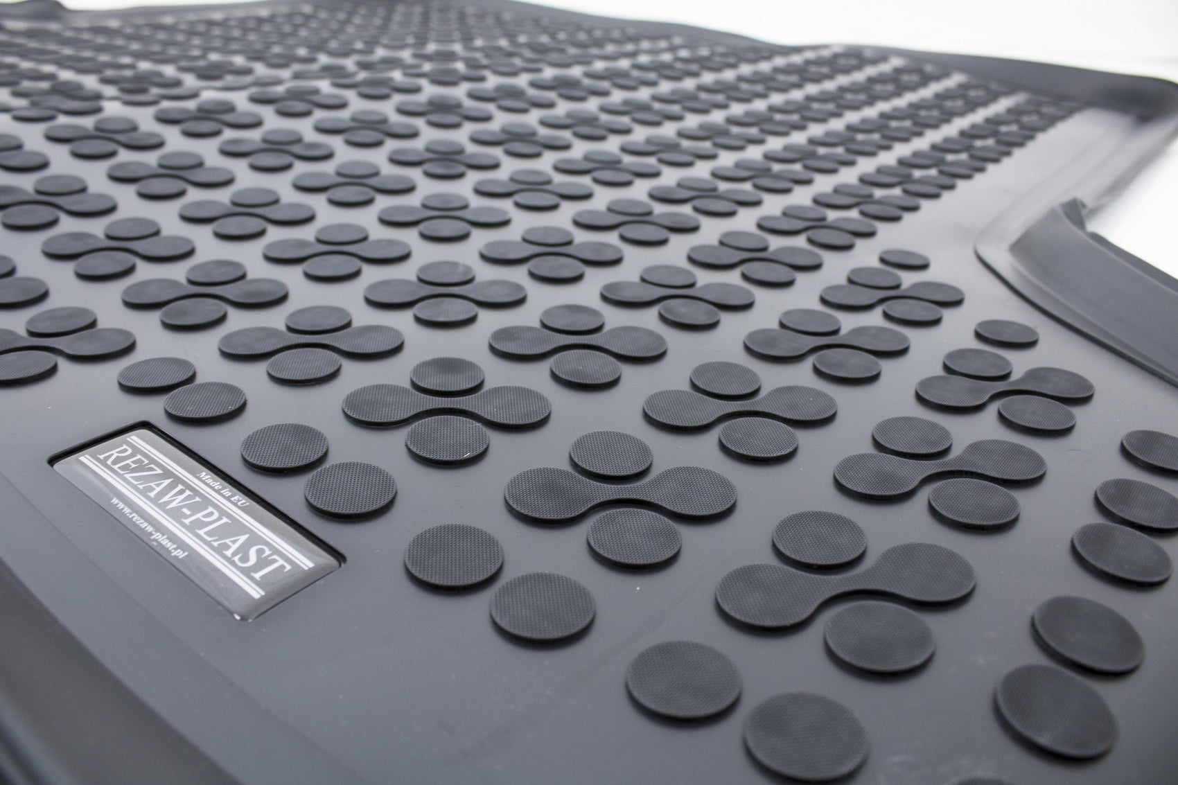 Gummi Kofferraummatte Schwarz Passend Für Dacia Logan II Limousine (2013-2020) Rezaw Plast