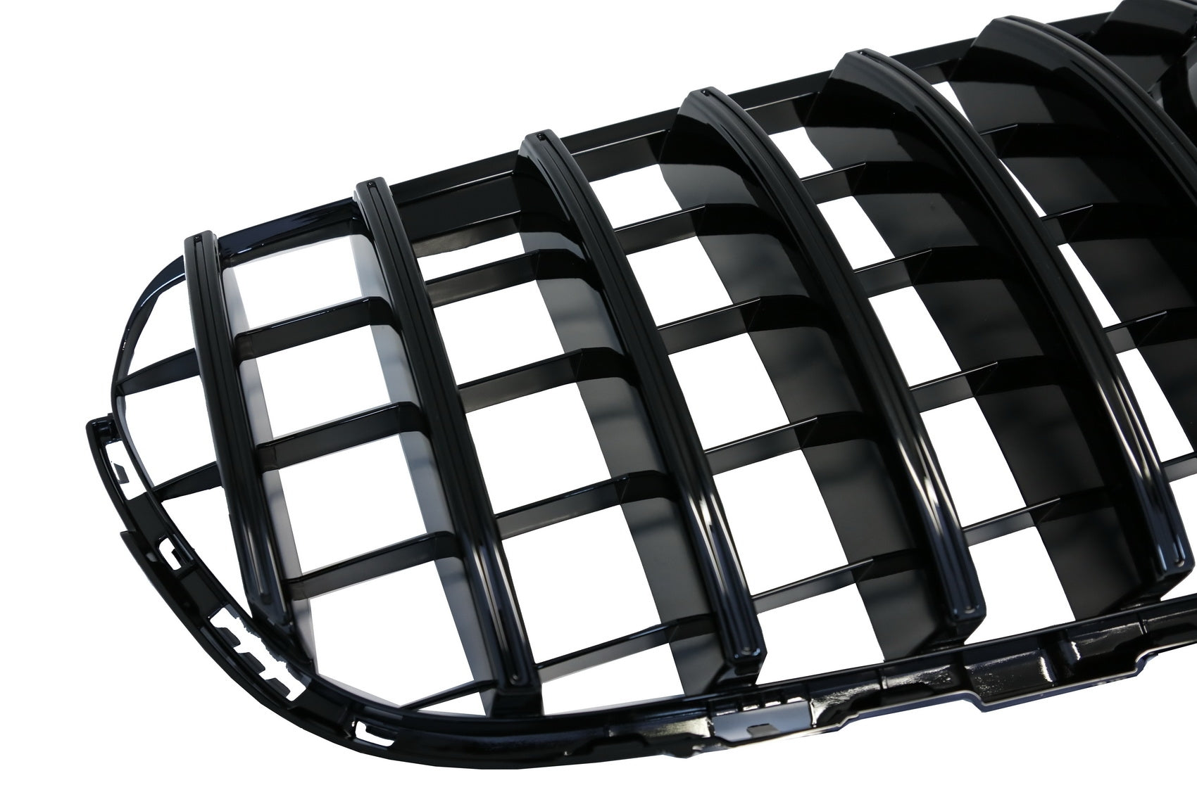 Kühlergrill für Mercedes GLC X253 C253 15-18 GT R Panamericana Look Schwarz CarPartsTuning