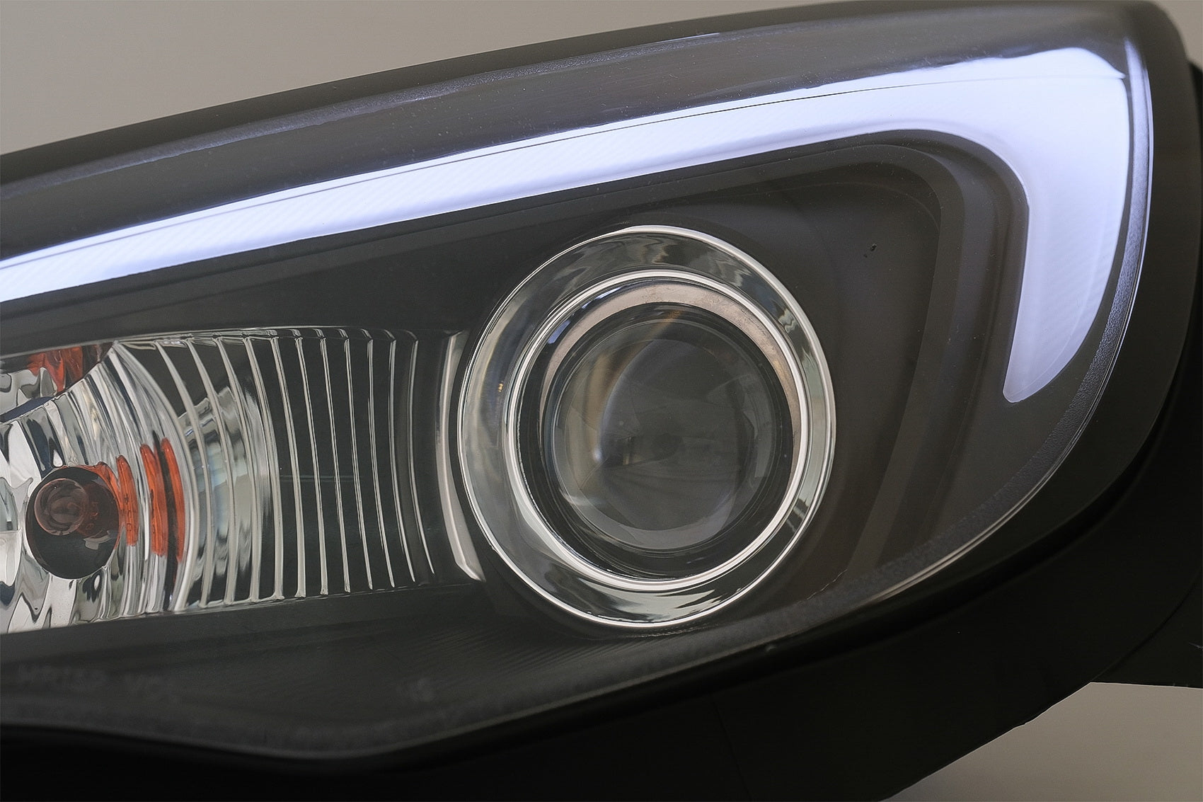 LED DRL Scheinwerfer für OPEL ASTRA J 2010-2015 ROHR LICHT SCHWARZ CarPartsTuning