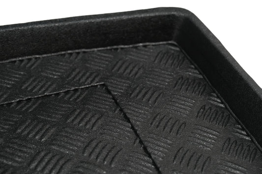 Kofferraummatte ohne Rutschfest passend für Volkswagen TOURAN II 2015+ Schwarz- CarPartsTuning
