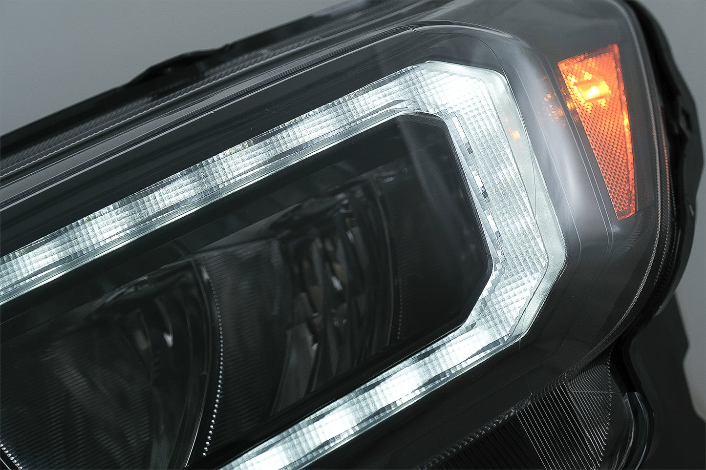 Scheinwerfer LED-Lichtleiste für Ford Ranger 15-20 LHD Voll Schwarzes Gehäuse Dynamisch CarPartsTuning