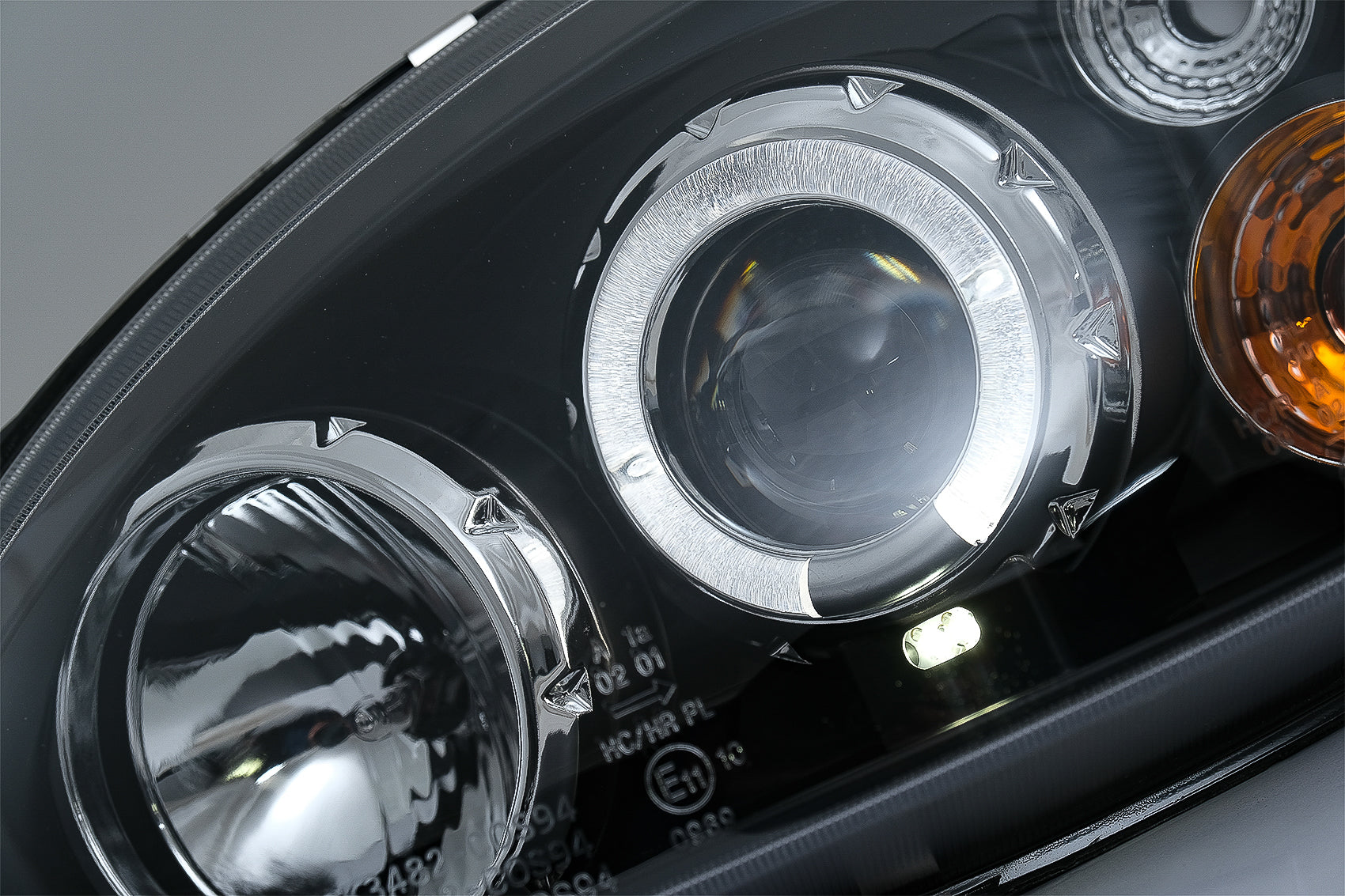 Scheinwerfer Angel Eyes 2 Halo-Felgen für OPEL Corsa D 2006-2014 RHD & LHD Schwarz CarPartsTuning