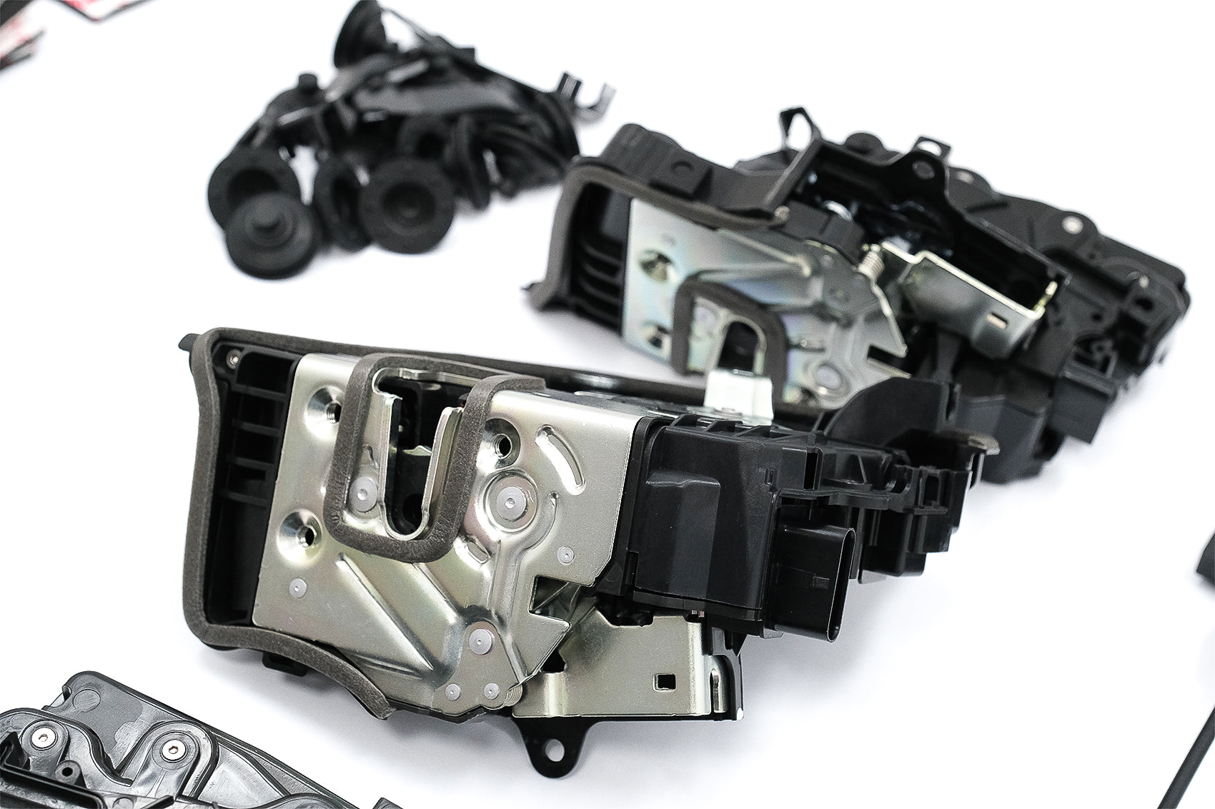 Soft-Close für BMW G30 G31 G38 G40 X1 F48 F49 X5 F15 X6 F16 X2 F39 X3 G01 X4 G02 CarPartsTuning