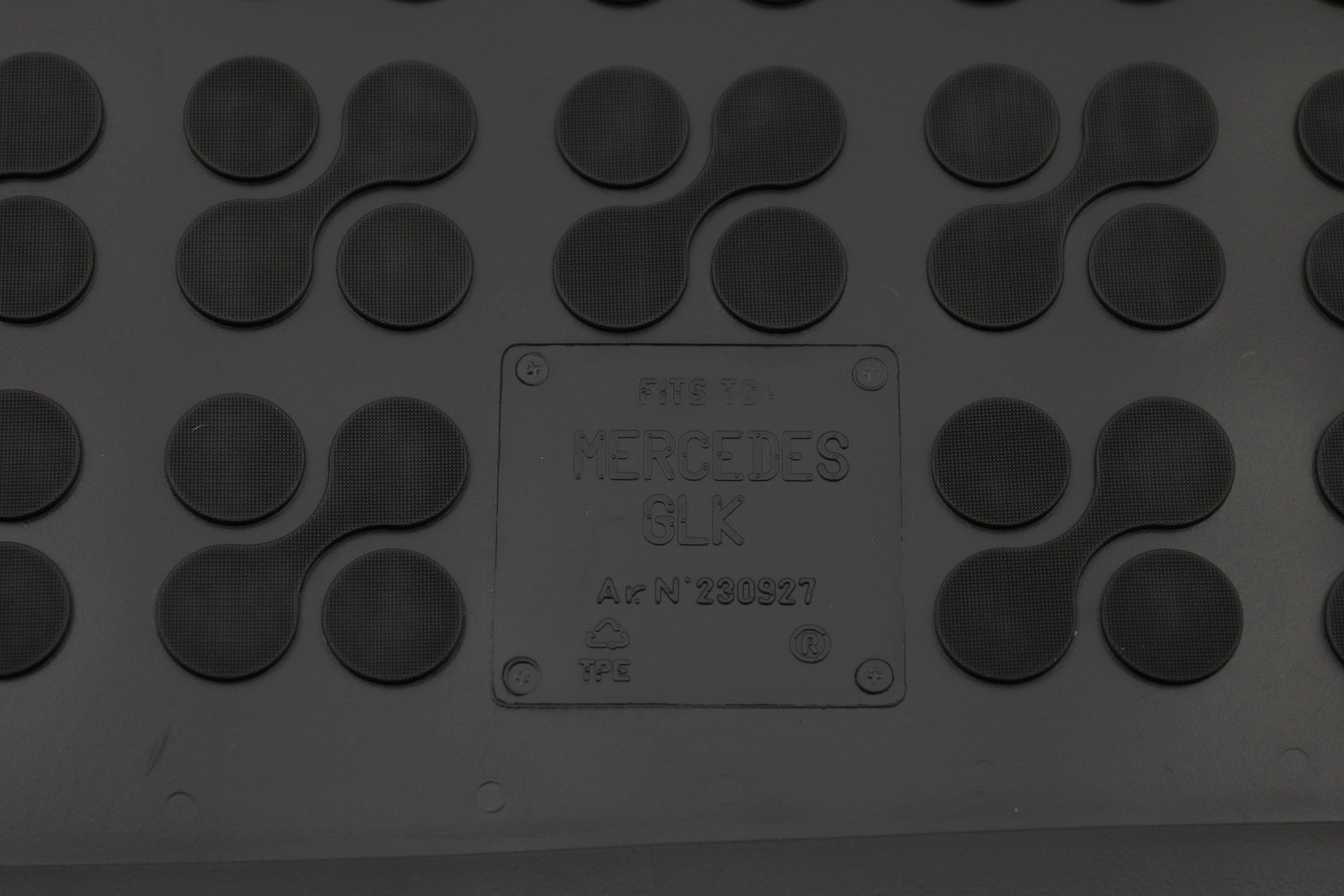 Gummi Kofferraummatte Schwarz für Mercedes GLK SUV X204 08-15 Geruchsfreier erhöhter Rand CarPartsTuning