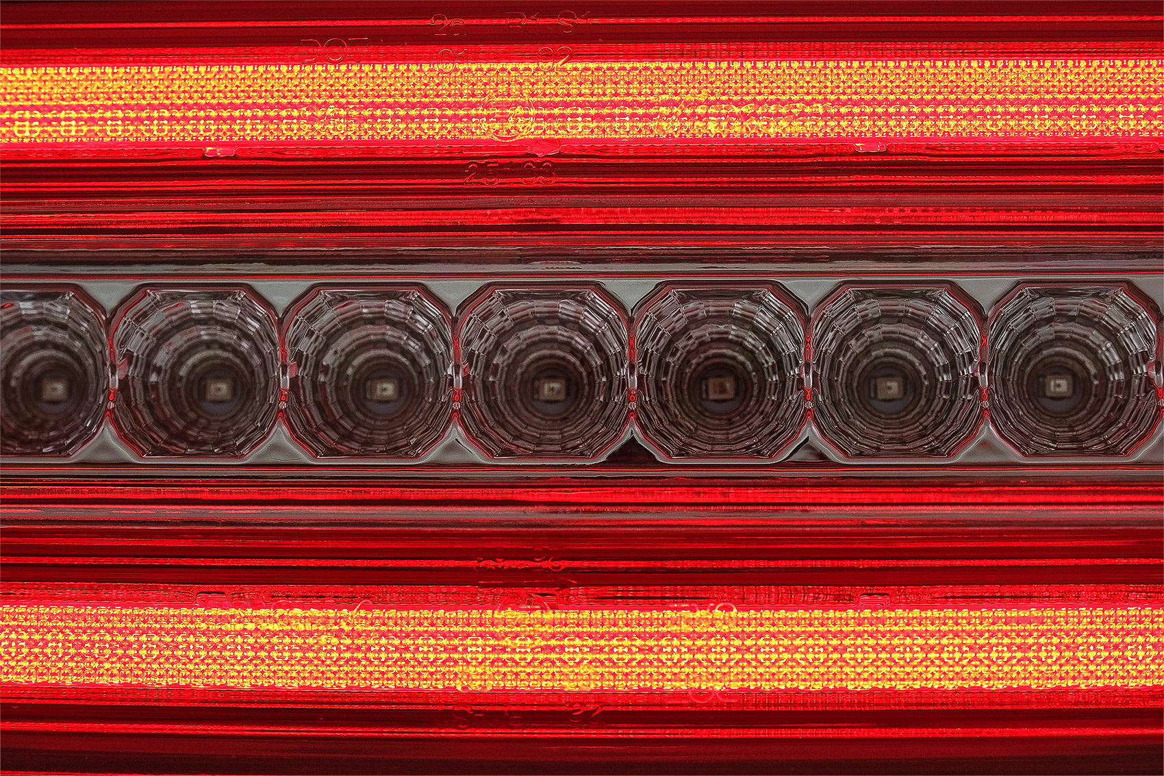 Full LED Lichtleiste Rückleuchten für Mercedes G-Klasse W463 1989-2015 Rot klar CarPartsTuning