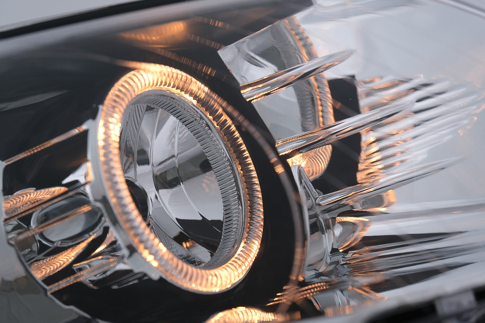 Angel Eyes Scheinwerfer für VW Passat B6 3C 03.2005-2010 Chrom LHD oder RHD CarPartsTuning