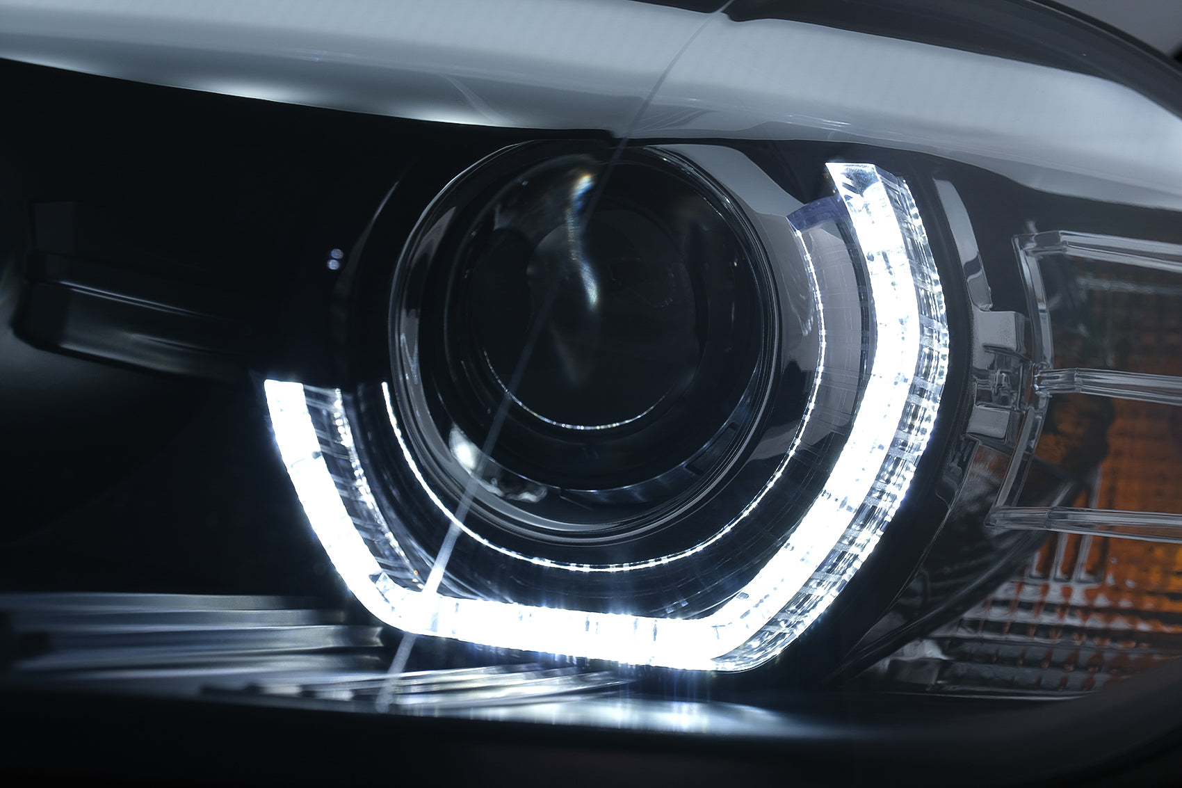 Xenon Scheinwerfer Angel Eyes 3D Dual Halo Felgen LED DRL für BMW X5 E70 07-10 Schwarz CarPartsTuning