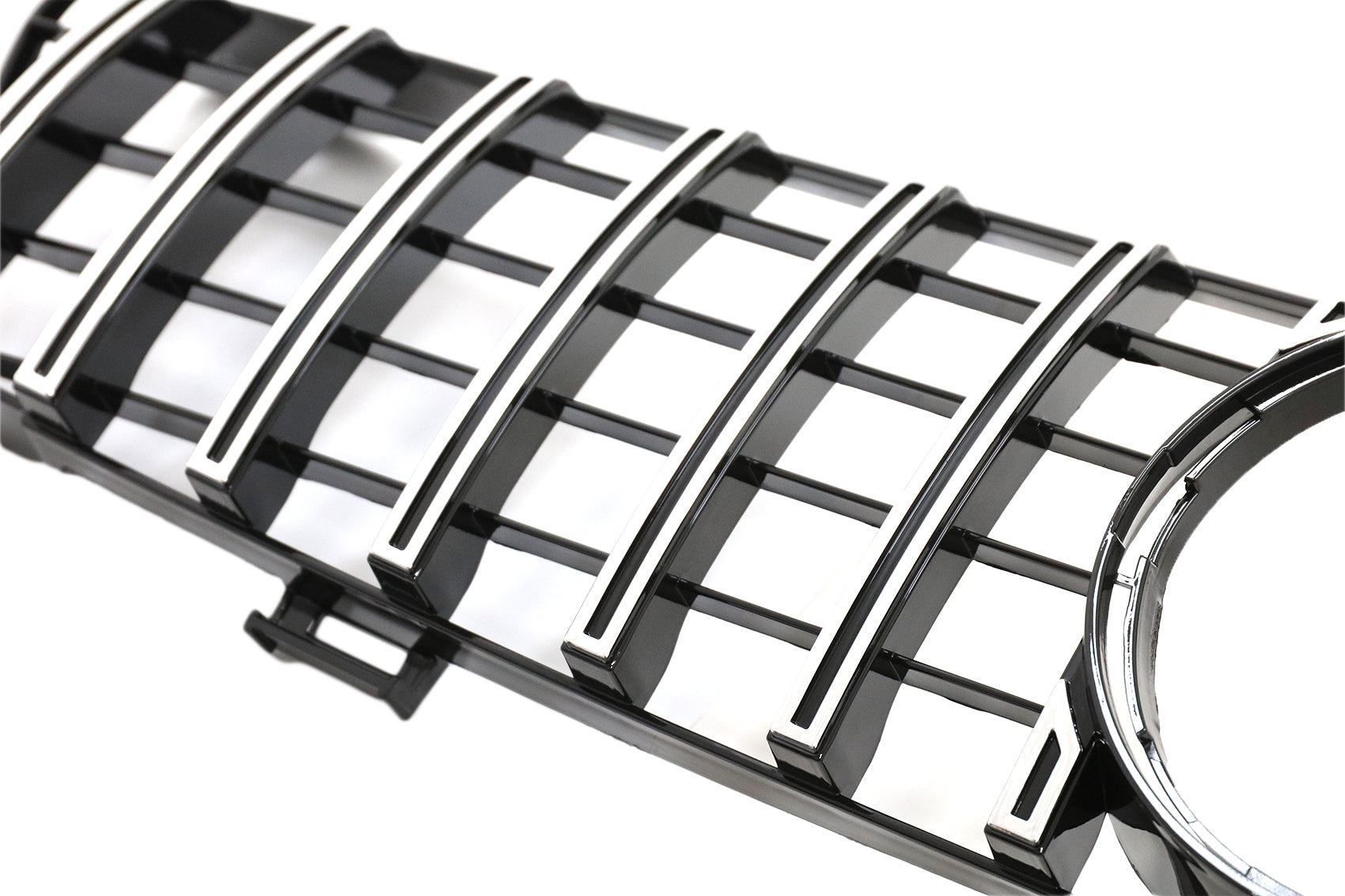 Kühlergrill Gitter für Mercedes CLS W219 2005-2008 GT-R Panamericana Design Chrom CarPartsTuning
