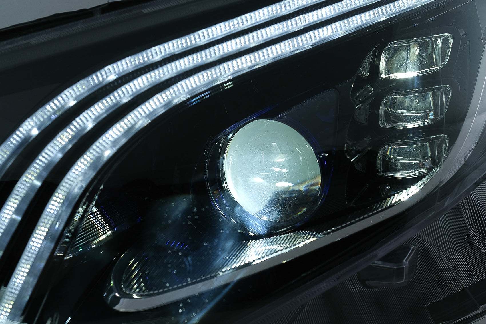 LED Scheinwerfer für Mercedes V W447 16-20 schwarz ersetzt Halogen CarPartsTuning