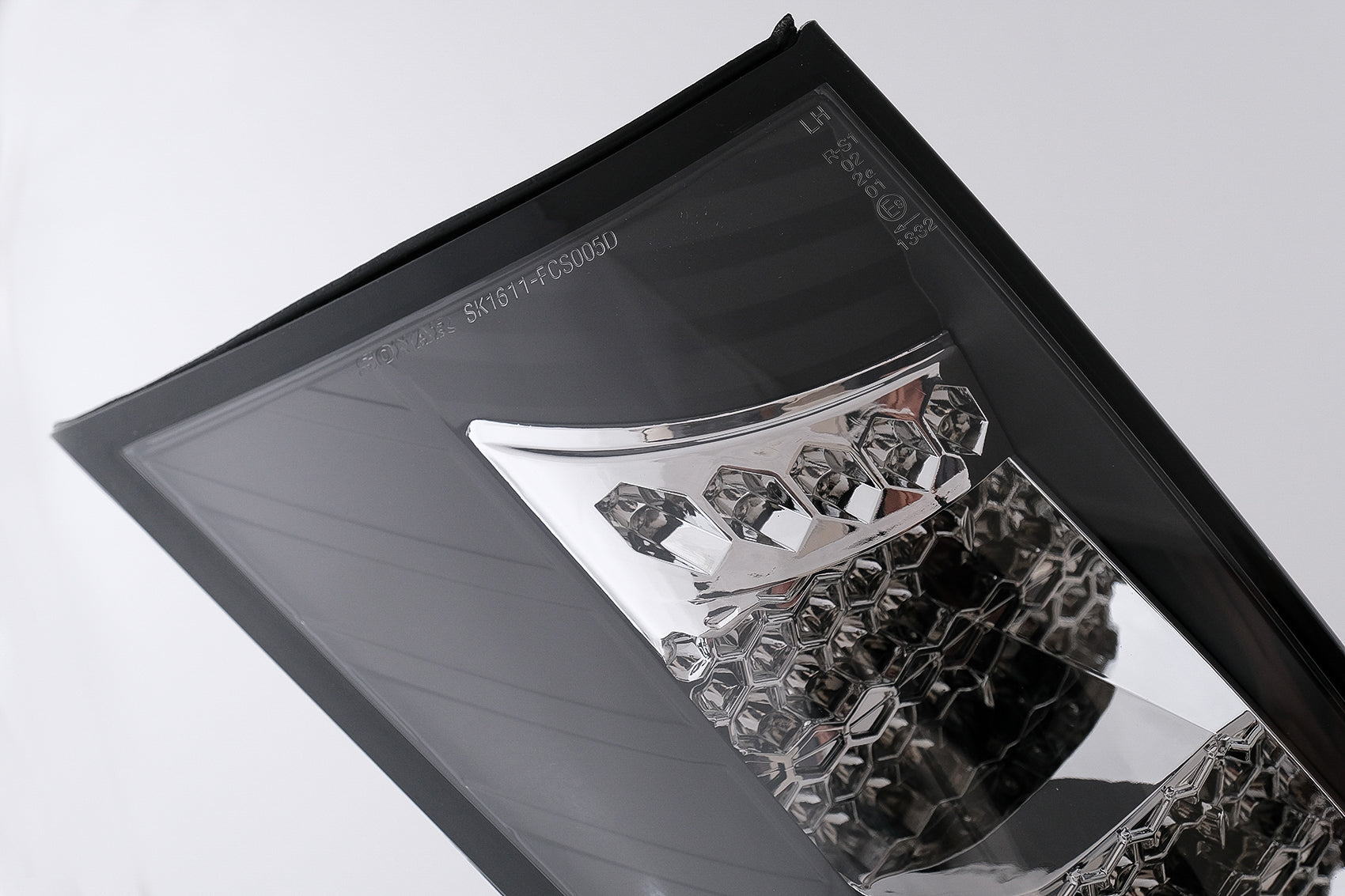 LED-Rückleuchten für Ford Focus MK1 Hatchback DAW DBW 1998-2004 Schwarz Carpartstuning Austria