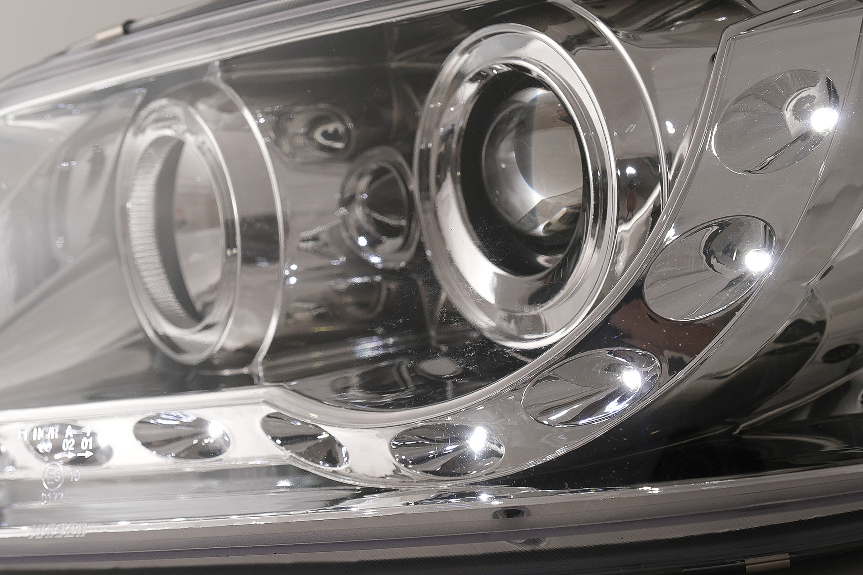 LED DRL Scheinwerfer für VW Transporter T5 03–08.09 Chrom Tagfahrlicht TFL Carpartstuning Austria