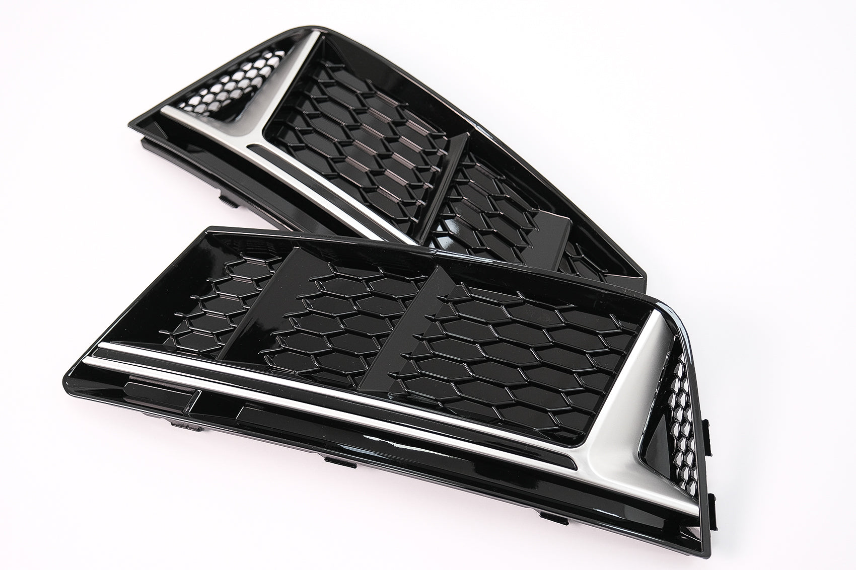 Stoßstange Untergitter Abdeckungen Seite für Audi A4 B9 16-18 RS4 Look Silber Carpartstuning Austria