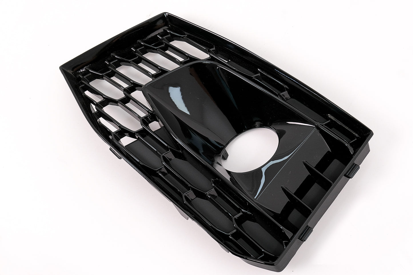 Stoßstange Unteres Seitengitter RECHTS Seite für Audi A5 F5 17-19 Racing Look Carpartstuning Austria