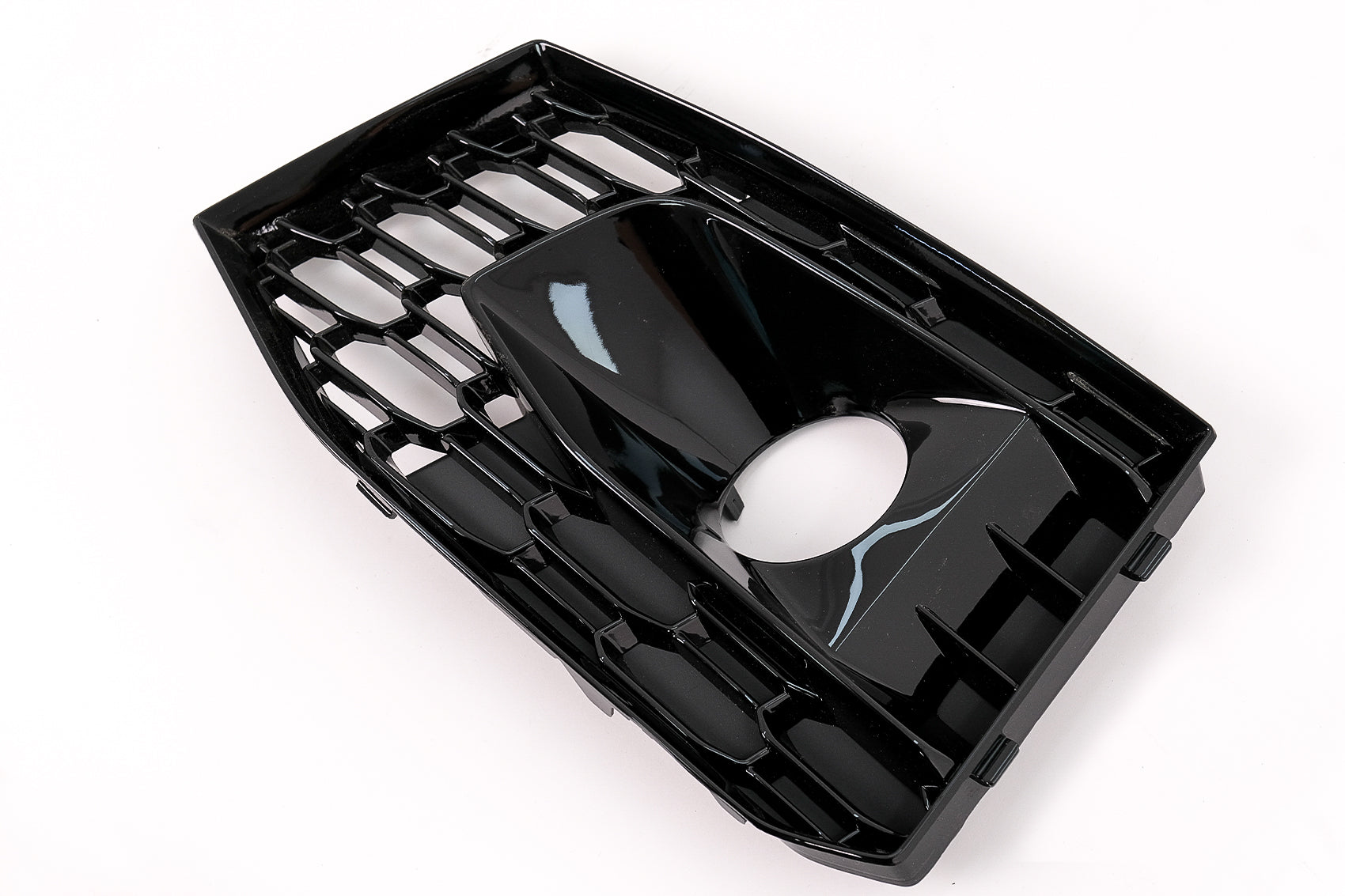 Stoßstange Unteres Seitengitter RECHTS Seite für Audi A5 F5 17-19 Racing Look Carpartstuning Austria