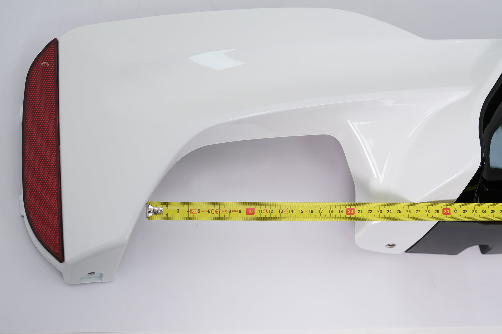 Stoßfänger Diffusor für BMW 5 G30 G31 Limo Touring 17-20 M5 Look Weiß und Schwarz Carpartstuning Austria