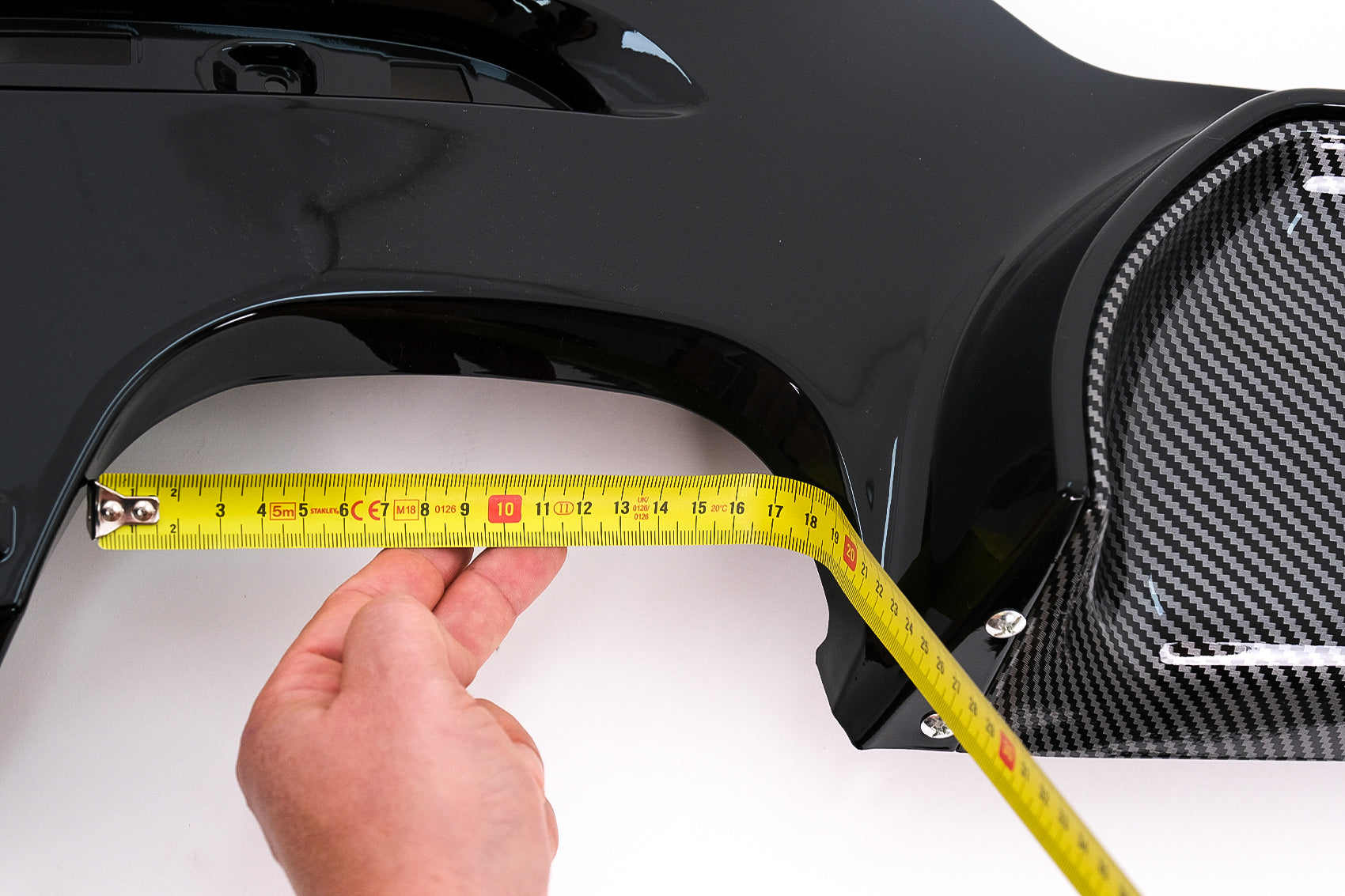 Stoßstange Luftverteiler Diffusor Linker Doppelt Auslauf für BMW 1er F20 F21 LCI 15-19 Schwarz & Carbon Look Carpartstuning Austria