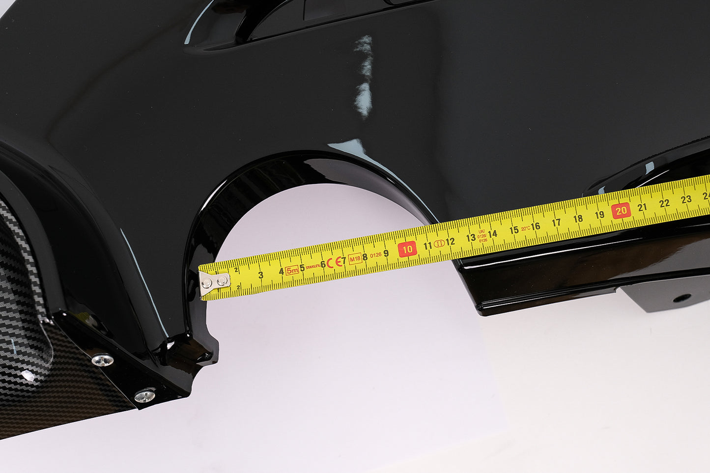 Stoßstange Luftverteiler Diffusor Zwilling Auslauf Einzel für BMW 1er F20 F21 LCI 15-19 Schwarz & Carbon Look Carpartstuning Austria