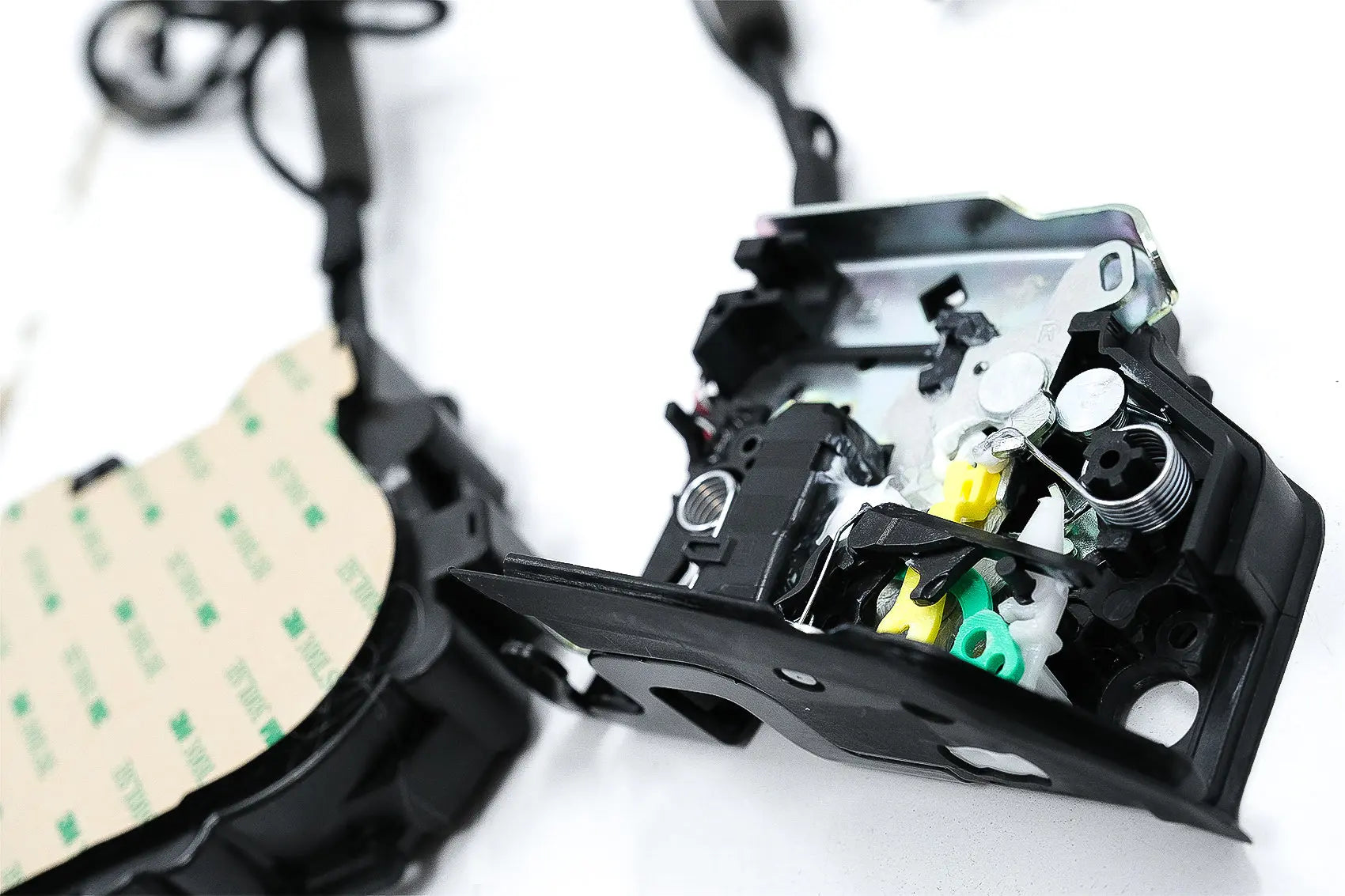 SoftClose-System Elektrische Saugtür Geeignet Für Audi A1 A3 A4l A5 A6l A7 Q3 Q5 Q5l Q7 Tt RS3 RS4 RS5 RS6 RS7 R8 Porsche Cayenne Macan Panamera KITT