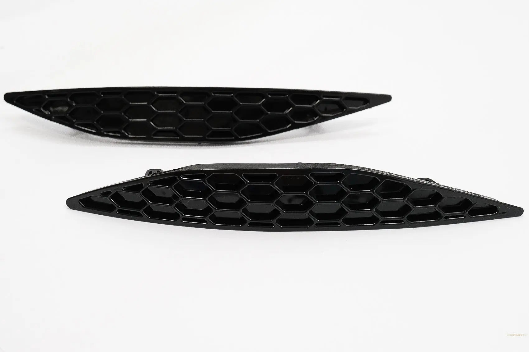 Waben-Heckstoßstangen-Reflektorabdeckung Passend Für VW Golf 7 GTI Fließheck 5g (2013-2017) KITT