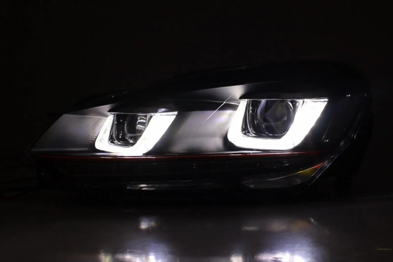 Zentralgrill Passend Für VW Golf 6 VI (2008-2012) Mit LED-Scheinwerfern Im U-Design Und LED-Rückleuchten KITT