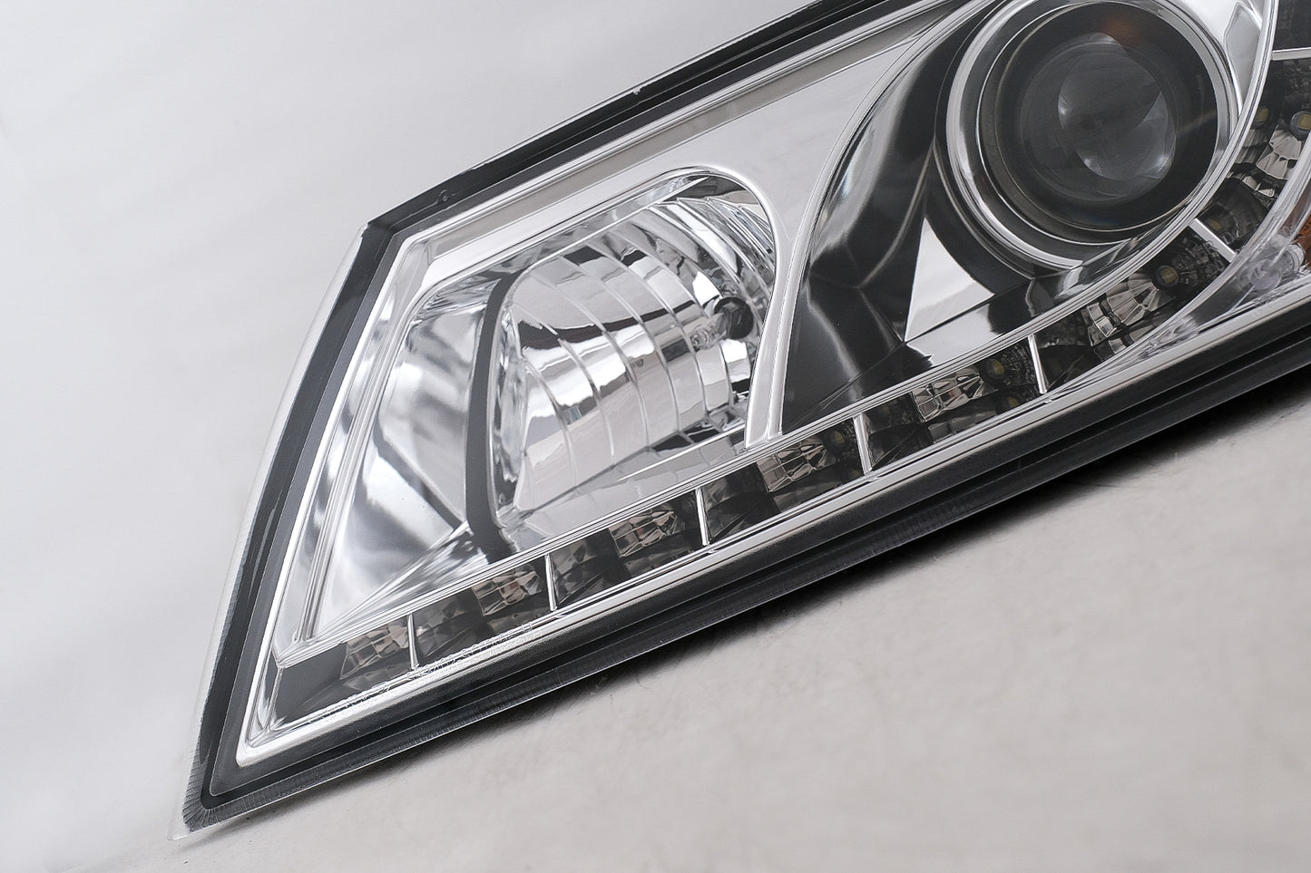 LED DRL Scheinwerfer für Skoda Octavia II 2004-2008 Chrom Tagfahrlicht Carpartstuning Austria