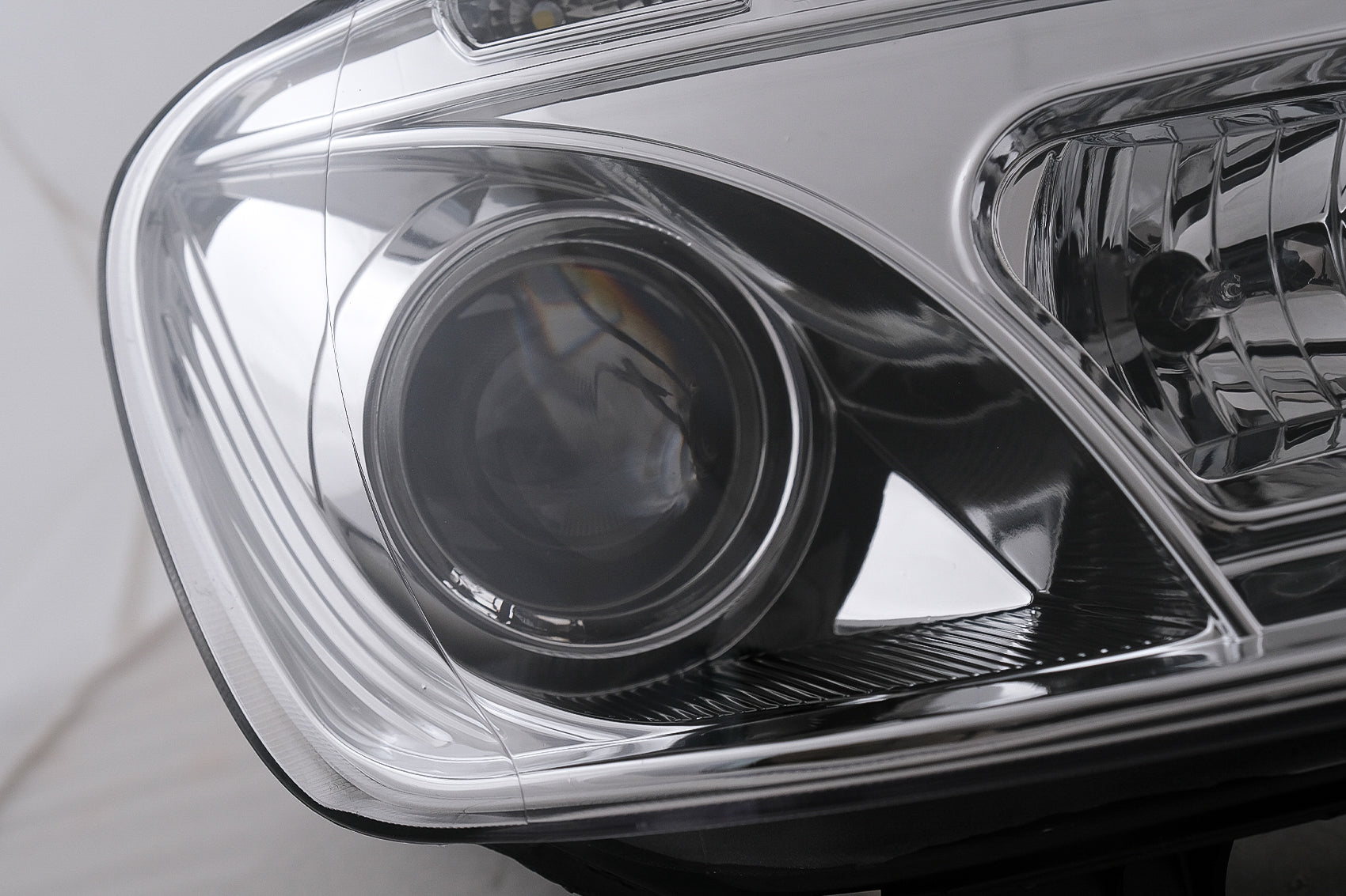 LED DRL Scheinwerfer für VW Touran 1T Caddy 03–06 Chrom Tagfahrlicht Carpartstuning Austria