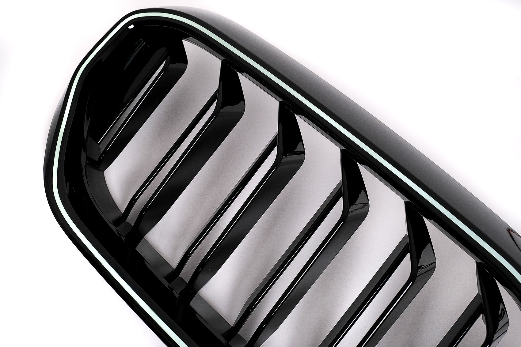LED-Kühlergrill für BMW 5er G30 G31 LCI 2020-2023 Doppelstreifen Beleuchtet Carpartstuning Austria