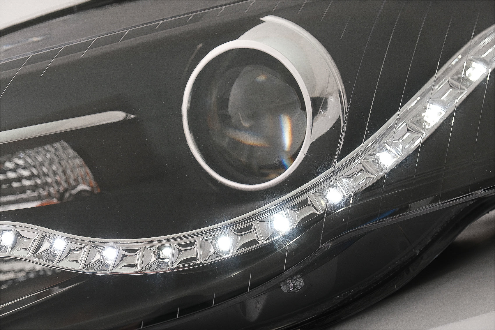 Scheinwerfer LED DRL Tagfahrlicht für AUDI A4 B7 11.04-03.08 Headlamp Schwarz CarPartsTuning