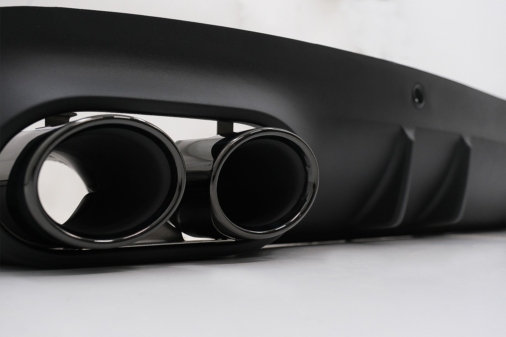 Diffusor für Mercedes CLS C257 2018+ CLS53 Look Auspuff Tipps Night Package CarPartsTuning