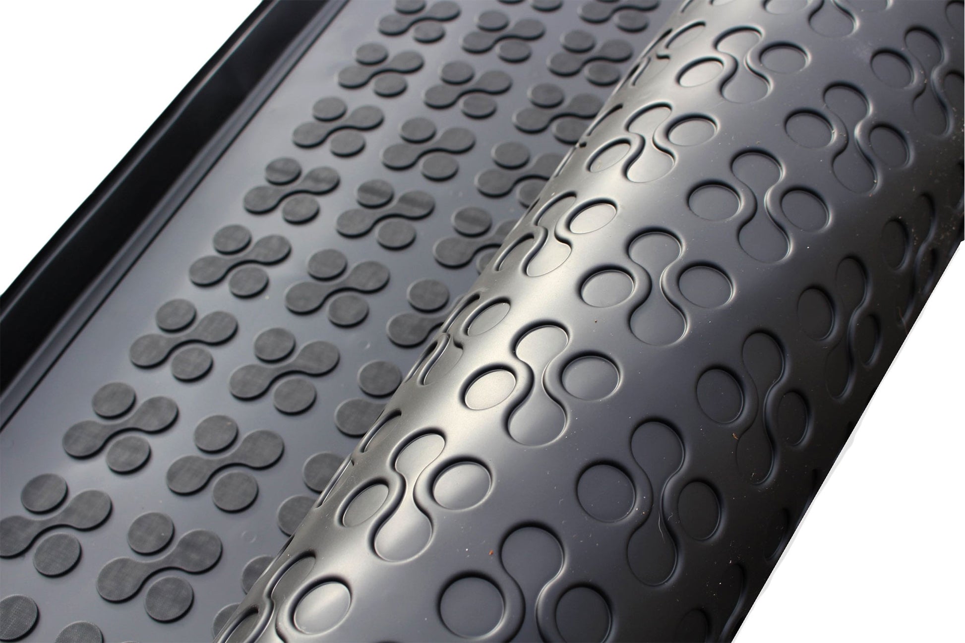 Gummi Kofferraummatte schwarz passend für Audi Q3 II (2018-) Rezaw Plast
