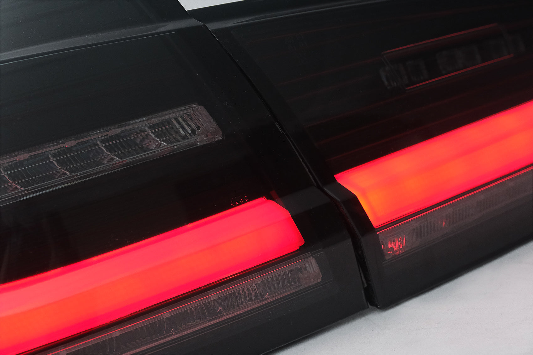 LED-Balkenrückleuchten Passend Für BMW 3er F30 Pre LCI & LCI (2011-2019) Black Smoke Mit Dynamischem Kurvenlicht KITT