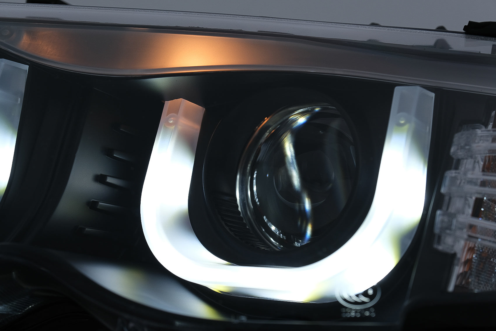 U LED Angel Eyes Scheinwerfer Passend Für BMW 3er E46 Facelift Limousine Touring (2001-2005) Schwarz KITT Lightning