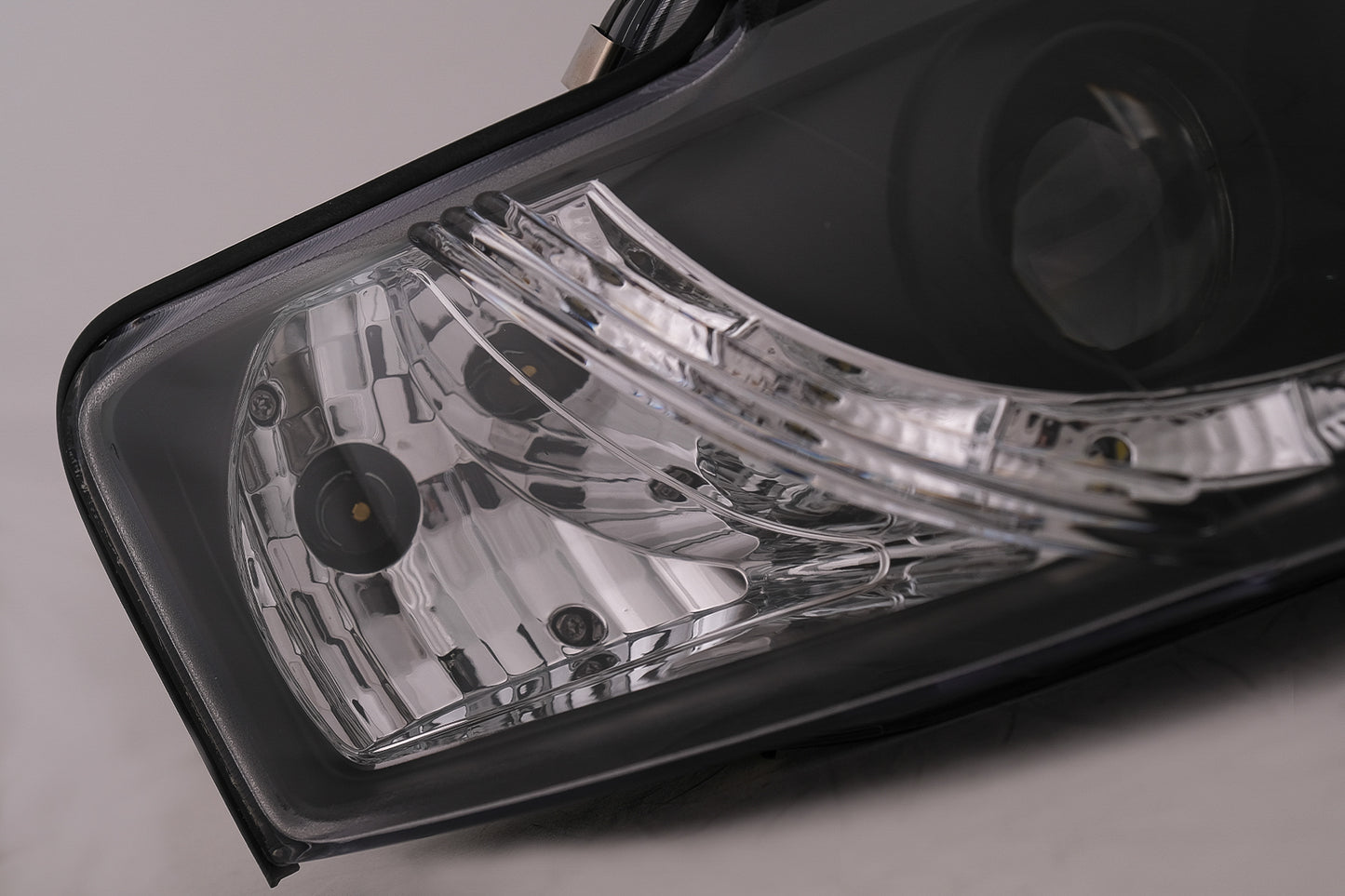 LED DRL Scheinwerfer für Audi A4 Cabriolet B6 8H7 8HE 2002-2006 Schwarz CarPartsTuning